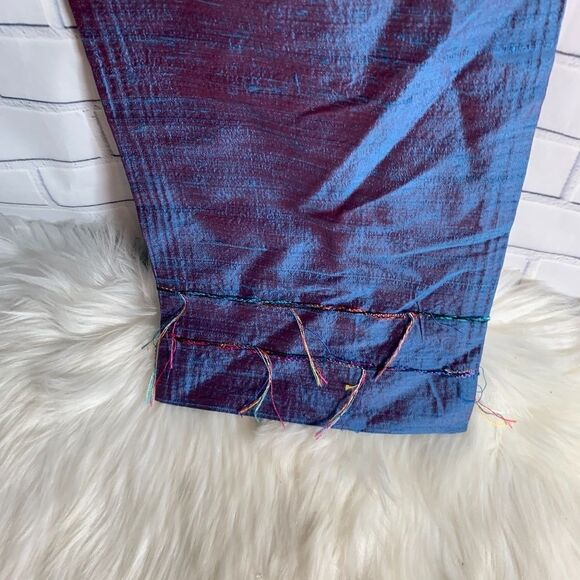 Tono Su Tono Irridescent Blue Slubbed Crop Pants - Picture 4 of 5